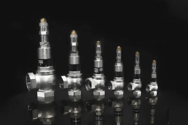 Scegliere la giusta valvola di sicurezza bypass: perché il microascensore chiuso è la soluzione migliore per le case